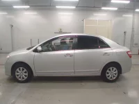 Toyota PREMIO лот № 30660 оценка 4.5  с аукциона в Японии 3