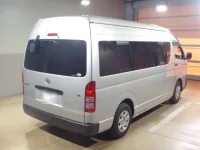 Toyota HIACE лот № 62086 оценка 3.5  с аукциона в Японии 1