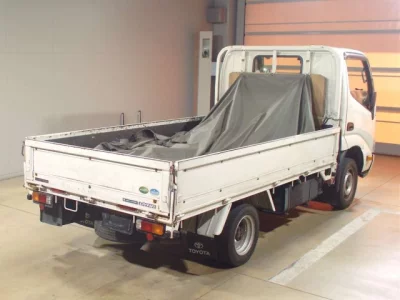Toyota DYNA  с аукциона в Японии