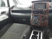 Toyota NOAH лот № 30712 оценка 4  с аукциона в Японии 8