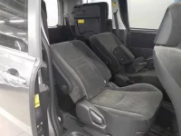 Toyota NOAH лот № 30712 оценка 4  с аукциона в Японии 9