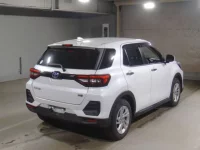 Toyota RAIZE лот № 2277 оценка 4  с аукциона в Японии 1