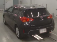 Toyota AURIS лот № 30713 оценка 4  с аукциона в Японии 5