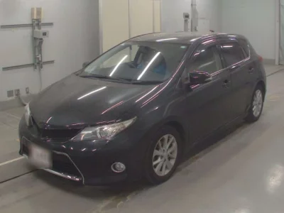 Toyota AURIS  с аукциона в Японии