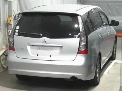 Mitsubishi GRANDIS