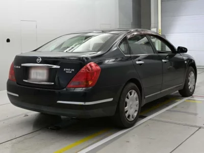 Nissan TEANA