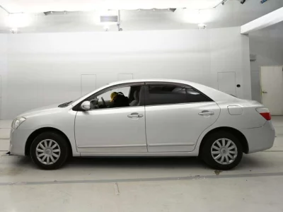 Toyota PREMIO  с аукциона в Японии