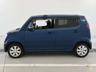 Suzuki MRWAGON