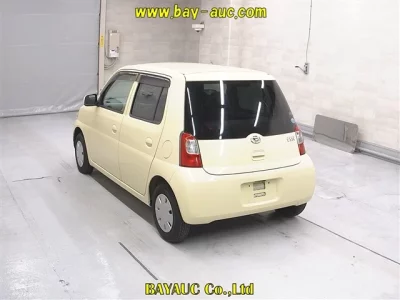 Daihatsu Esse