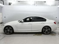 BMW 3-Series лот № 38021 оценка 3.5  с аукциона в Японии 3