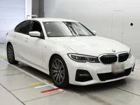 BMW 3-Series лот № 38023 оценка 5  с аукциона в Японии 4