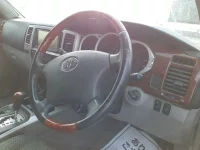 Toyota HILUX SURF лот № 10031 оценка R  с аукциона в Японии 8