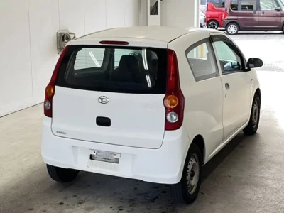 Daihatsu MIRA  с аукциона в Японии