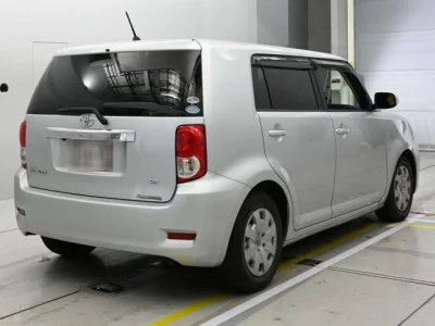 Toyota COROLLA RUMION  с аукциона в Японии