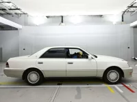 Toyota CROWN лот № 10045 оценка 3.5  с аукциона в Японии 2