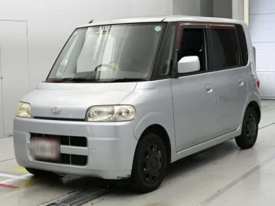 Daihatsu TANTO  с аукциона в Японии