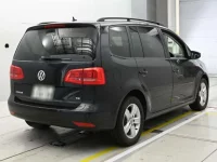 Volkswagen GOLF TOURAN лот № 38043 оценка 4  с аукциона в Японии 1