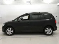 Volkswagen GOLF TOURAN лот № 38043 оценка 4  с аукциона в Японии 3