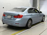 BMW 3-Series лот № 38045 оценка 4.5  с аукциона в Японии 1