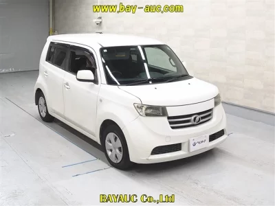 Toyota BB  с аукциона в Японии