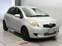 Toyota VITZ лот № 10055 оценка 3.5  с аукциона в Японии 4