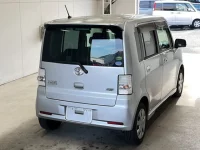 Toyota PIXIS SPACE лот № 1077 оценка R  с аукциона в Японии 1