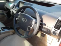 Toyota Prius лот № 10063 оценка R  с аукциона в Японии 8