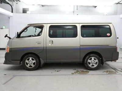 Nissan CARAVAN VAN