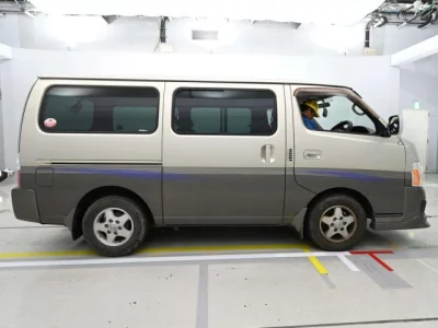 Nissan CARAVAN VAN