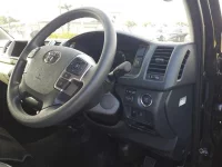 Toyota HIACE лот № 33047 оценка 4.5  с аукциона в Японии 8