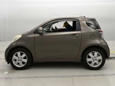 Toyota IQ