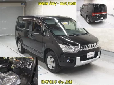 Mitsubishi DELICA D5
