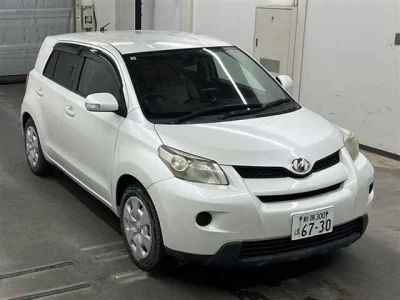 Toyota IST