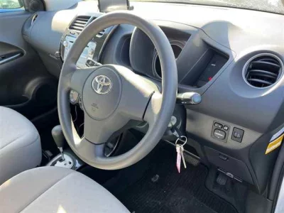 Toyota IST
