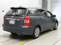 Toyota WISH лот № 10101 оценка 3.5  с аукциона в Японии 1