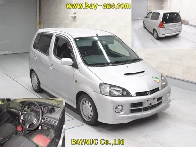 Daihatsu YRV