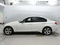 BMW 3-Series лот № 38101 оценка R  с аукциона в Японии 3