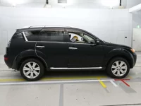 Mitsubishi OUTLANDER лот № 10113 оценка R  с аукциона в Японии 2