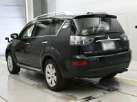 Mitsubishi OUTLANDER лот № 10113 оценка R  с аукциона в Японии 5