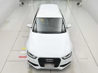 Audi A4 лот № 38127 оценка 4  с аукциона в Японии 6
