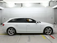 Audi A4 лот № 38127 оценка 4  с аукциона в Японии 2