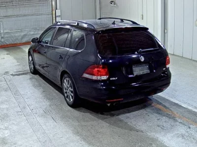 Volkswagen GOLF VARIANT