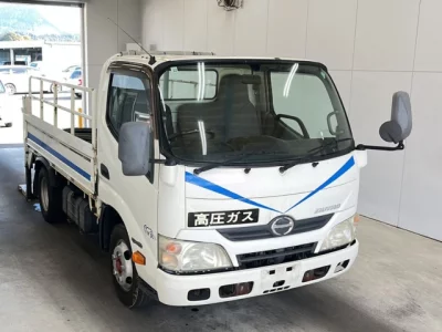 Hino DUTRO  с аукциона в Японии