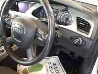 Audi A4 лот № 38149 оценка 4.5  с аукциона в Японии 8