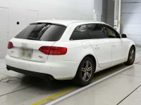 Audi A4 лот № 38147 оценка 4  с аукциона в Японии 1