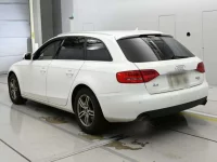 Audi A4 лот № 38147 оценка 4  с аукциона в Японии 5