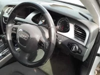 Audi A4 лот № 38147 оценка 4  с аукциона в Японии 8