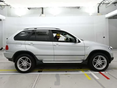 BMW X5 SERIES
