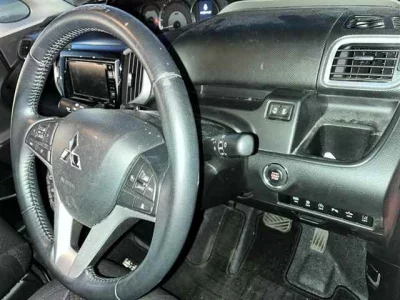 Mitsubishi DELICA D2