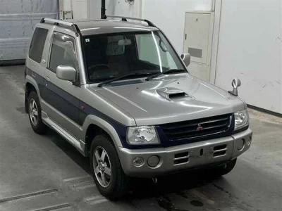 Mitsubishi PAJERO MINI